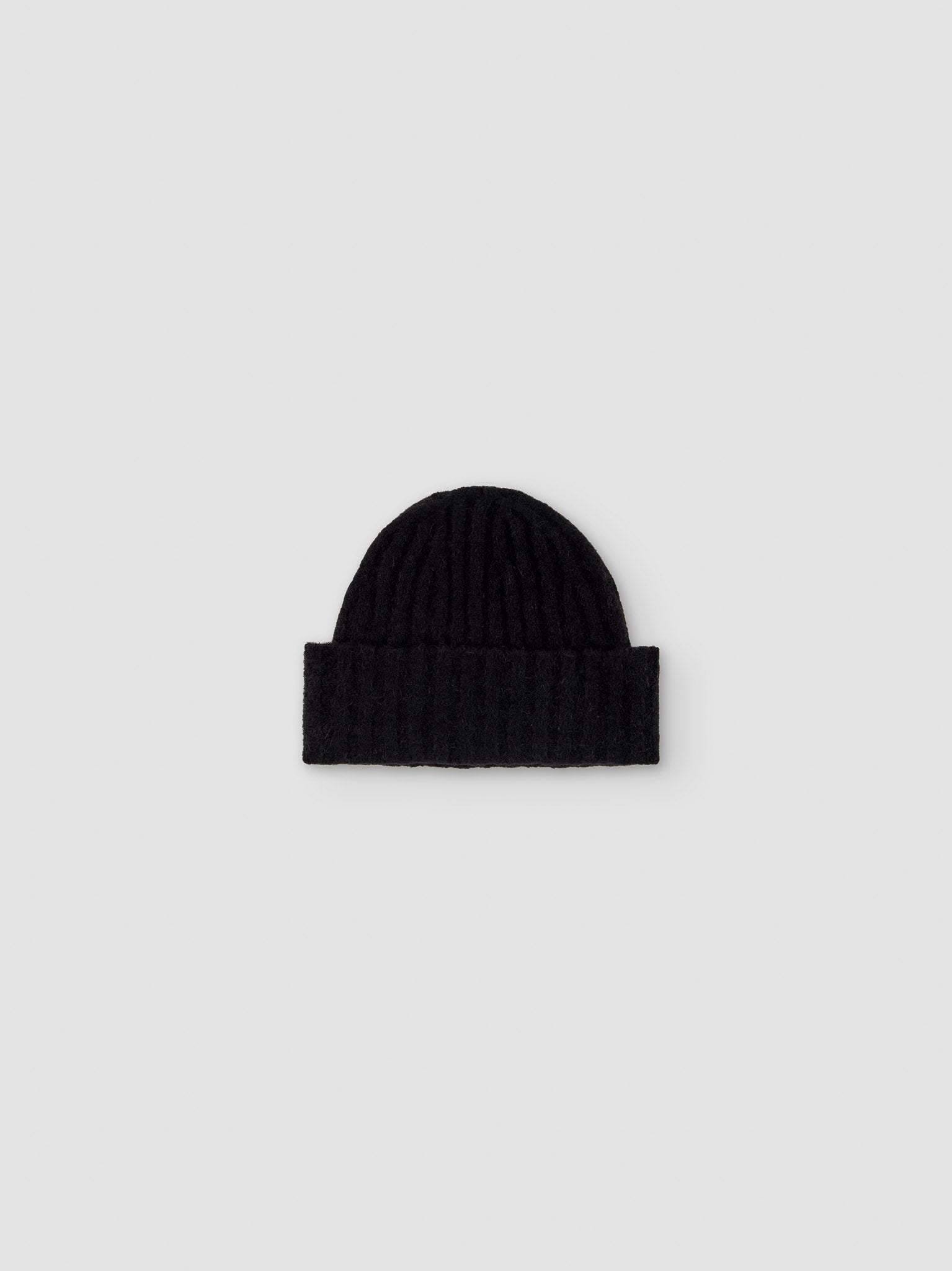 Sutobu beanie